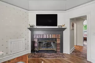 718 N Charter St, Monticello, IL 61856 - Photo 8