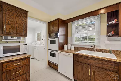 1217 Lake Shore Drive N, Barrington, IL 60010 - Photo 22
