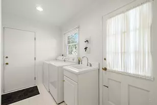 1217 Lake Shore Dr N, Barrington, IL 60010 - Photo 32
