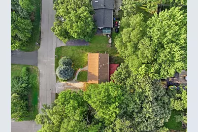 3006 E Hickory Drive, Wonder Lake, IL 60097 - Photo 34