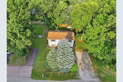 3006 E Hickory Drive, Wonder Lake, IL 60097 - Photo 32