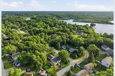 3006 E Hickory Drive, Wonder Lake, IL 60097 - Photo 36