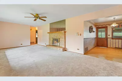 1025 Bode Road, Elgin, IL 60120 - Photo 2