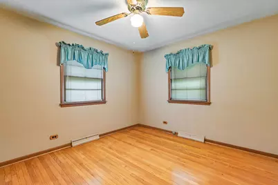 1025 Bode Road, Elgin, IL 60120 - Photo 16