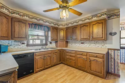 1025 Bode Road, Elgin, IL 60120 - Photo 8