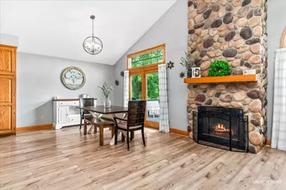 1337 Mabel Lane, Lake Holiday, IL 60548 - Photo 8