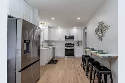 8500 Lawndale Avenue, Skokie, IL 60076 - Photo 10