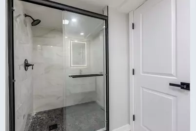 8500 Lawndale Avenue, Skokie, IL 60076 - Photo 34