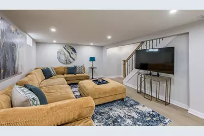 8500 Lawndale Avenue, Skokie, IL 60076 - Photo 24