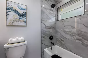 8500 Lawndale Ave, Skokie, IL 60076 - Photo 22