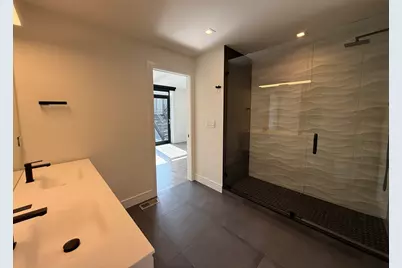 719 N Elizabeth Street #3N, Chicago, IL 60642 - Photo 32