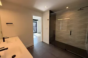 719 N Elizabeth St, Chicago, IL 60642 - Photo 32