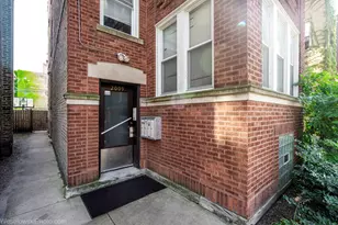 2009 W Birchwood Ave, Chicago, IL 60645 - Photo 4