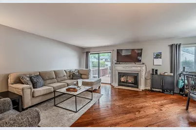 1037 Loughborough Court #1037, Wheaton, IL 60187 - Photo 8