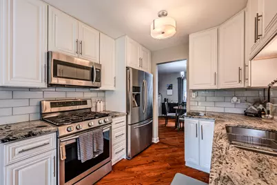 1037 Loughborough Court #1037, Wheaton, IL 60187 - Photo 4