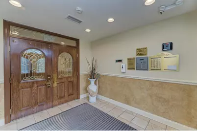 1 Itasca Place #211, Itasca, IL 60143 - Photo 4