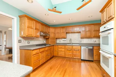 2470 Benton Street, Palatine, IL 60067 - Photo 12