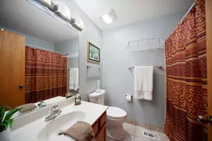101 Winchester Dr, Streamwood, IL 60107 - Photo 14