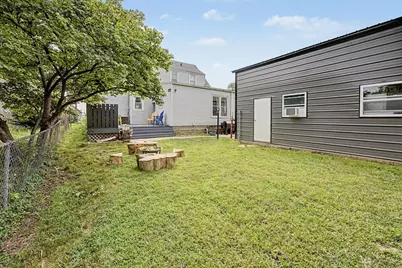 829 S Locust Street, Pontiac, IL 61764 - Photo 44