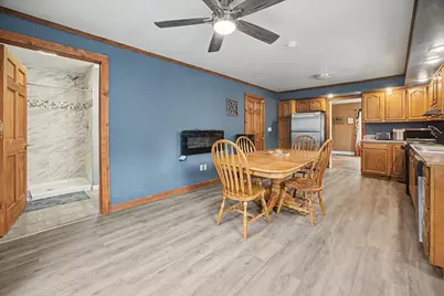 829 S Locust Street, Pontiac, IL 61764 - Photo 8