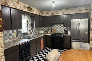 18506 Clyde Ave, Lansing, IL 60438 - Photo 2