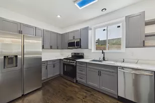 7919 S Ellis Ave, Chicago, IL 60619 - Photo 6