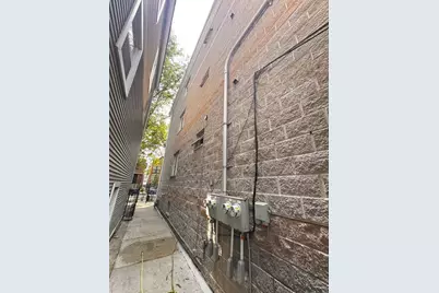 1942 W Melrose Street, Chicago, IL 60657 - Photo 58