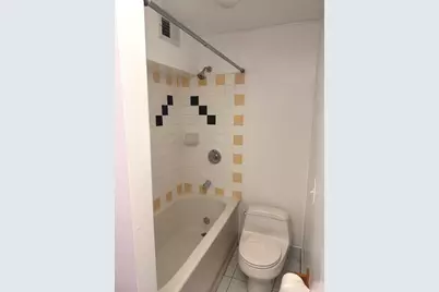 1942 W Melrose Street, Chicago, IL 60657 - Photo 26