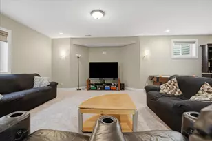 1203 Silver Oak Cir, Normal, IL 61761 - Photo 40