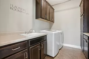 1203 Silver Oak Cir, Normal, IL 61761 - Photo 16