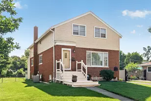 229 S Grace St, Lombard, IL 60148 - Photo 2