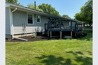 225 W Eisenhower Street, Waterman, IL 60556 - Photo 2