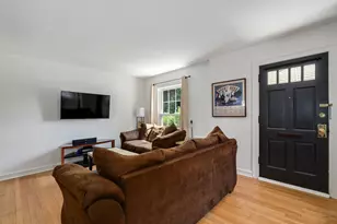 6232 W Byron St, Chicago, IL 60634 - Photo 4