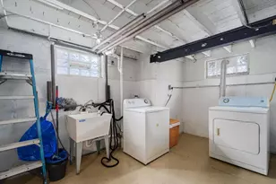 6232 W Byron St, Chicago, IL 60634 - Photo 18