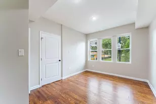 1908 W Marquette Rd, Chicago, IL 60636 - Photo 6