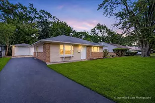 426 Suwanee St, Park Forest, IL 60466 - Photo 2
