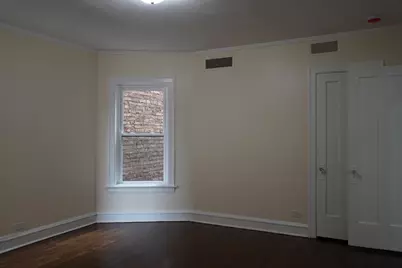 2051 W Arthur Avenue, Chicago, IL 60645 - Photo 16