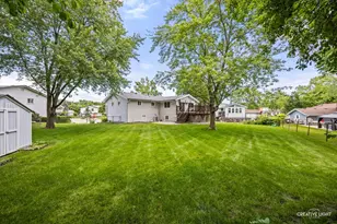 1129 Patricia Ct, Schaumburg, IL 60193 - Photo 24