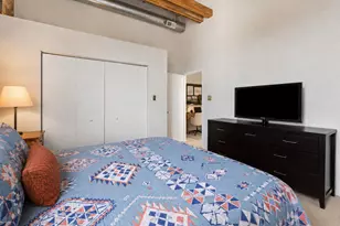 3201 N Seminary Ave, Chicago, IL 60657 - Photo 10