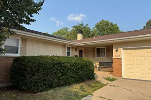 1616 Margaret Ln, Dekalb, IL 60115 - Photo 2
