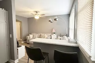 8010 S Honore St, Chicago, IL 60620 - Photo 4