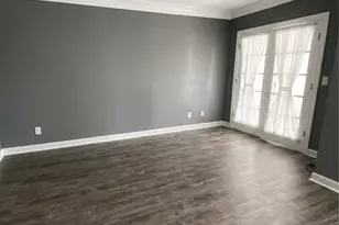 8010 S Honore St, Chicago, IL 60620 - Photo 10