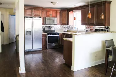 10420 S Peoria Street, Chicago, IL 60643 - Photo 2