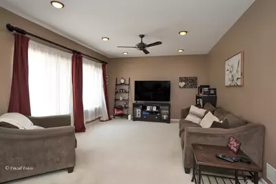 28807 Pilgrims Pass, Lakemoor, IL 60051 - Photo 6