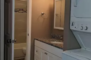 503 Kenneth Cir, Elgin, IL 60120 - Photo 12