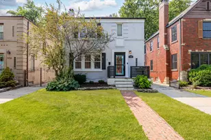 9146 S Oakley Ave, Chicago, IL 60643 - Photo 1