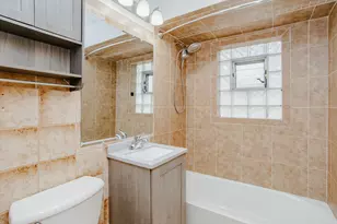 711 Schiller St, Itasca, IL 60143 - Photo 12