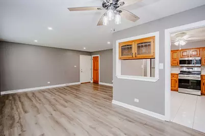 711 Schiller Street, Itasca, IL 60143 - Photo 6