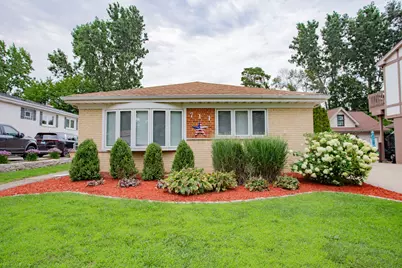 711 Schiller Street, Itasca, IL 60143 - Photo 1
