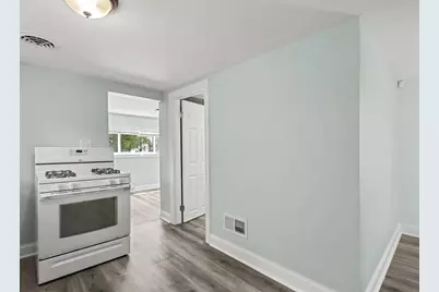10004 S Torrence Avenue, Chicago, IL 60617 - Photo 6